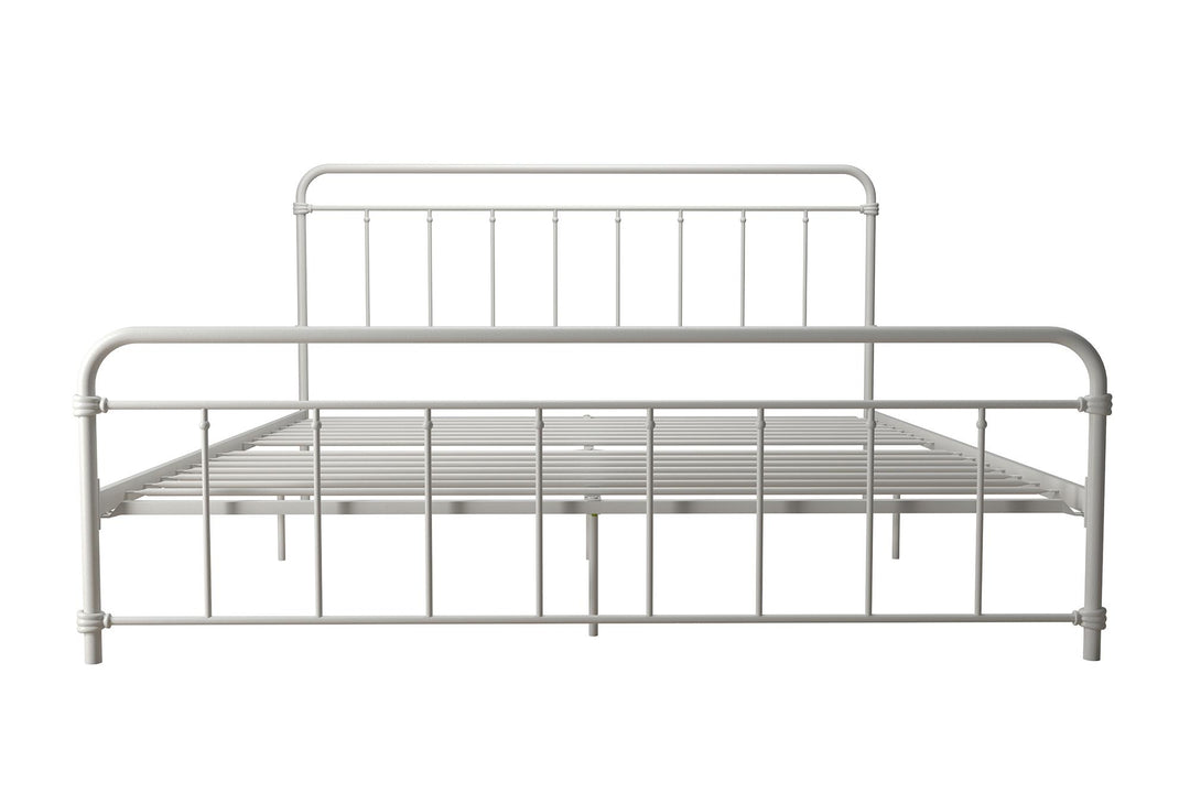 Wallace Spindle Metal Bed with Elegant Curves and Slats - White - King